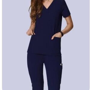 Smart Scrubs Navy Women's Top & Bottom Joggers Set